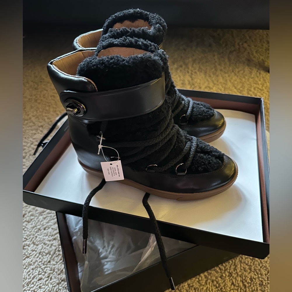 *SOLD BNIB Coach Monroe Shearling Boots!